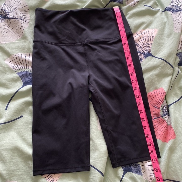 H&M - Biker Shorts - Size Small - Picture 5 of 7